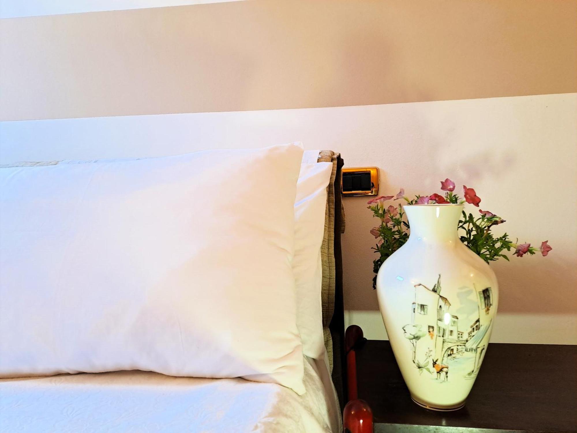 Il Giardino Dell'Artista Stylish Home A Milano Exterior photo