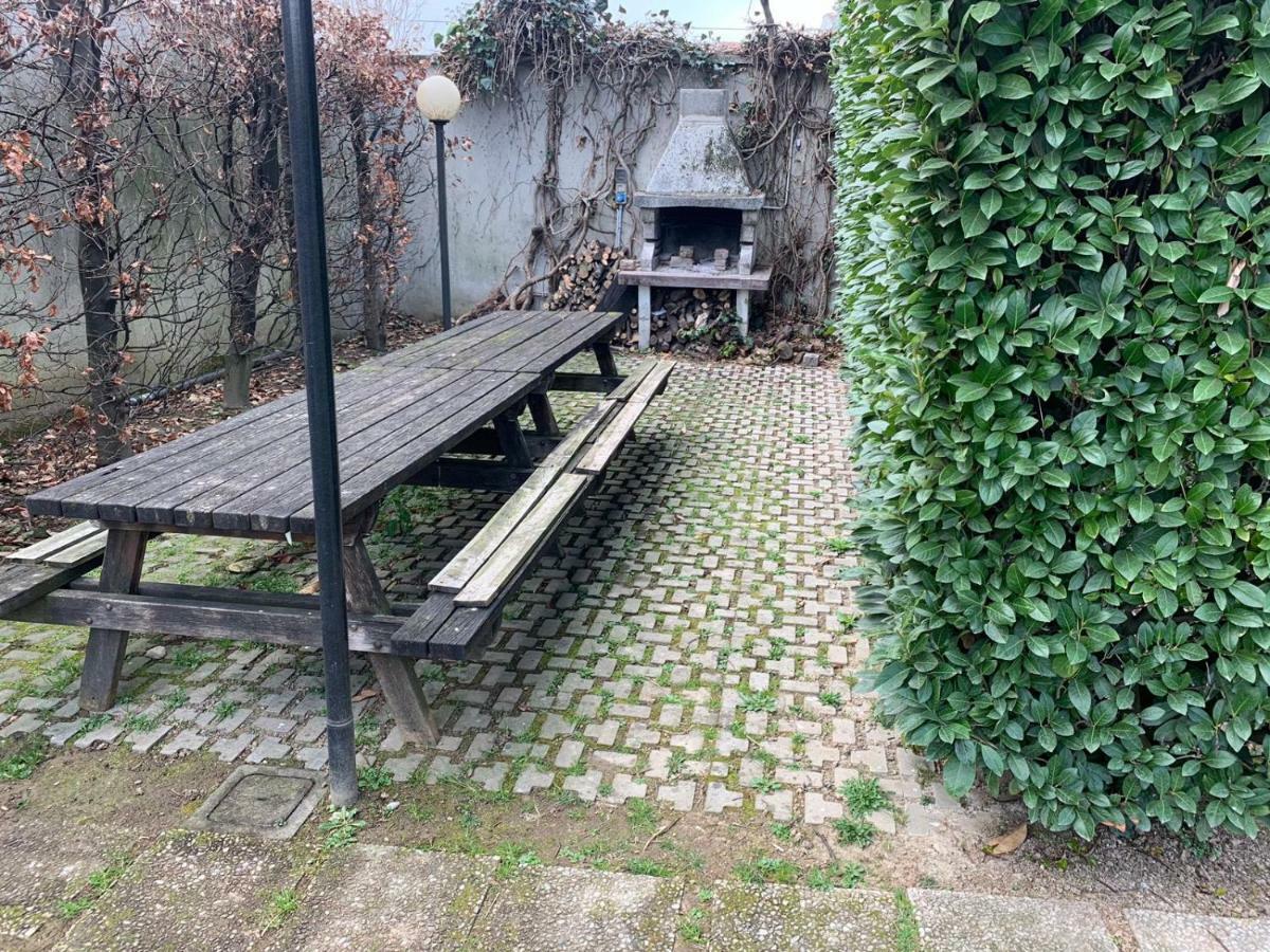 Il Giardino Dell'Artista Stylish Home A Milano Exterior photo
